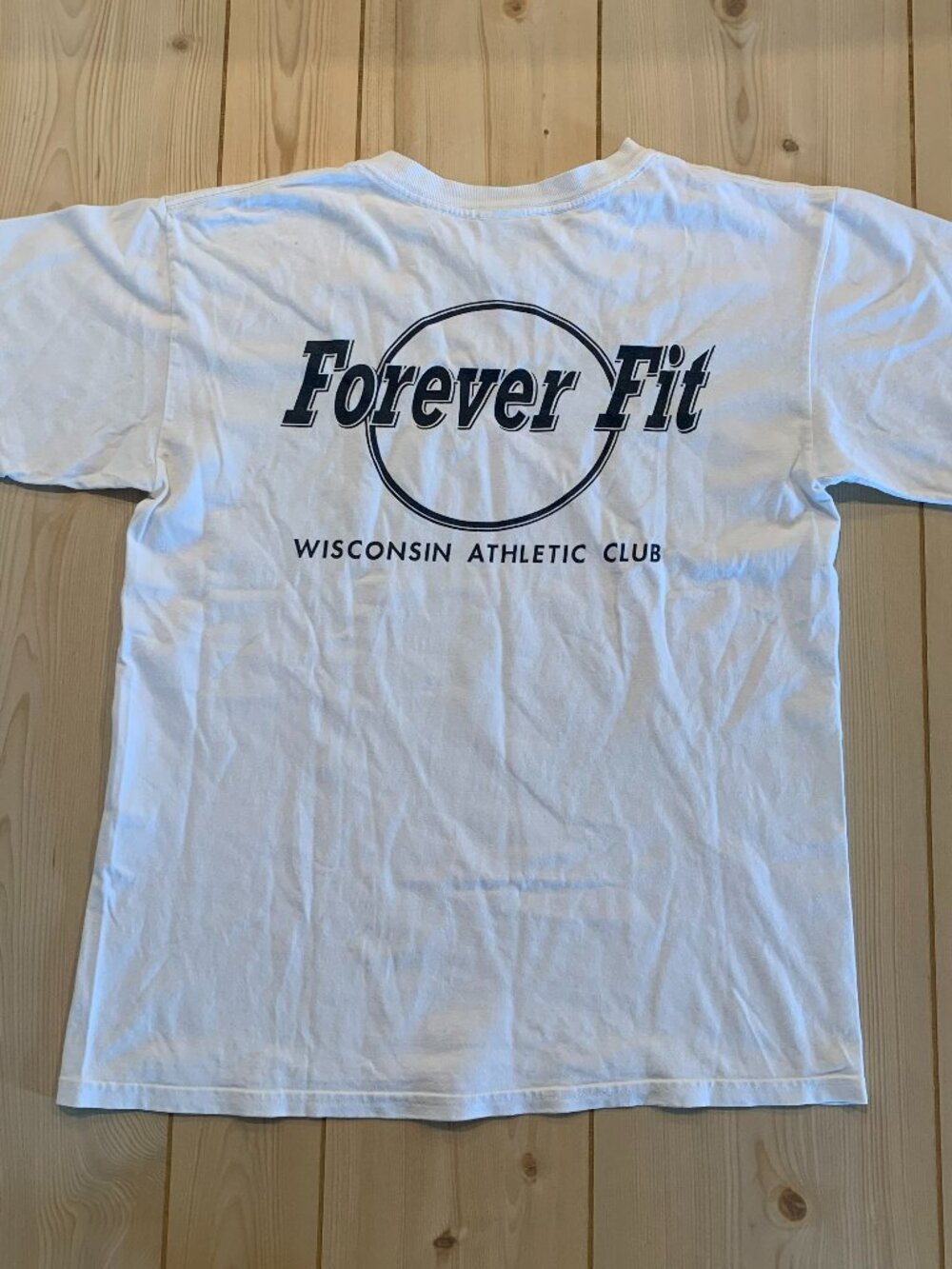 Vintage Y2K Wisconsin Athletic Club Forever Fit Workout Gym Activewear T-Shirt M